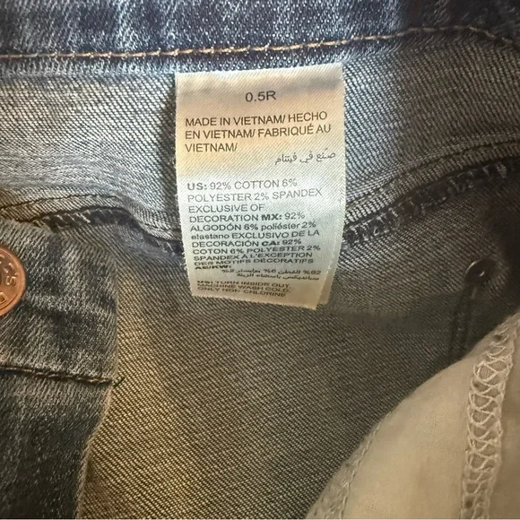 CHICOS Women’s Blue Girlfriend So Slimming Slim Ankle Jeans Size 0.5 (6) - Picture 6 of 13